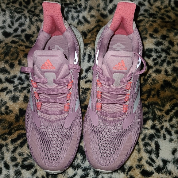 Adidas Sneakers - Picture 5 of 17